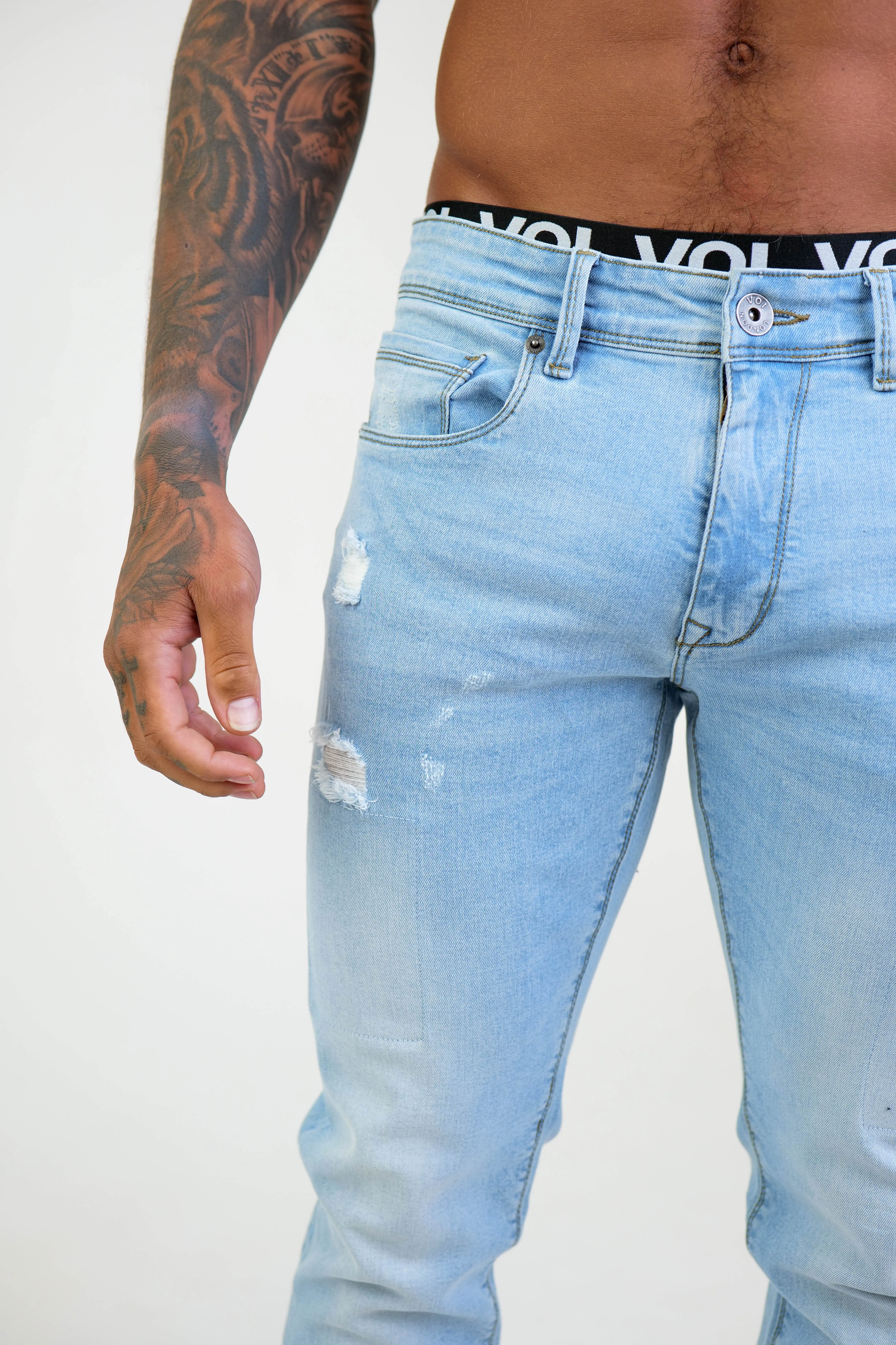 Belmont Tapered Jeans - Ice Blue