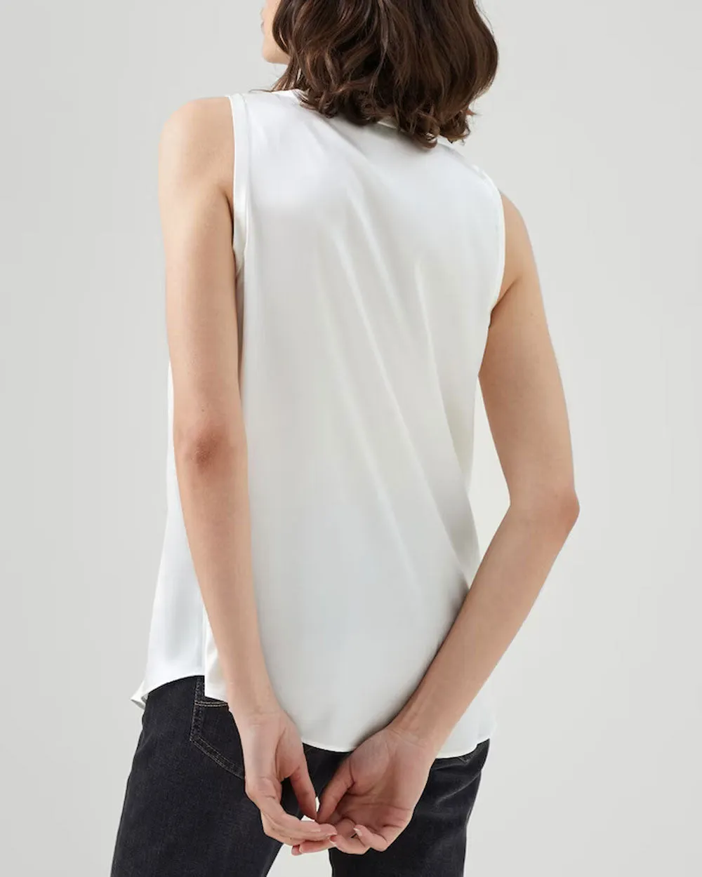 Bianco Silk Scoopneck Tank